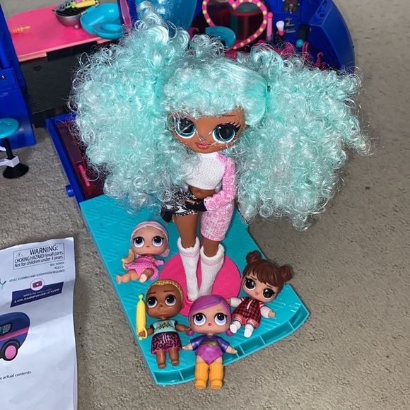 LOL Surprise! OMG 4 in 1 Glamper Van - Picture 13 of 13